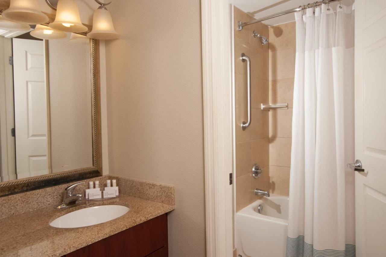 Towneplace Suites Ди Вилиджис Екстериор снимка